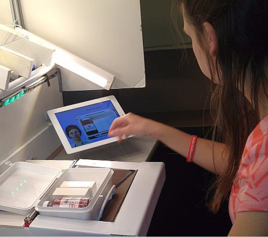 A user tests a non-linear prompting system